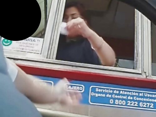 Miró el culo y la fo ...