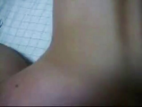 Excitada ceja negra  ...