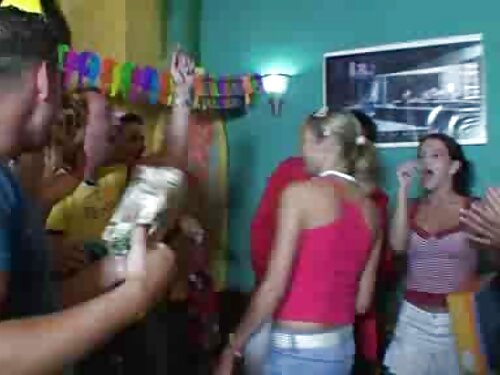 Perra sensual folla  ...