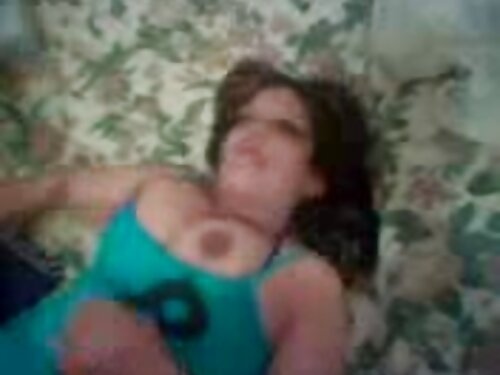 Con un pene enorme,  ...